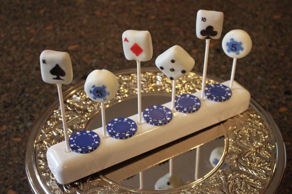 Casino Themed Cake Pops Cricut Explore and the Easy Roller Casino Themed Cake Pops Cricut Explore and the Easy Roller