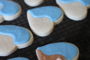 Beach Cake Pops and cookies by HCP Easy Roller